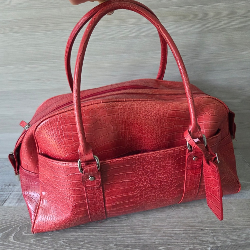 Bath & Body Works Red Croc Vtg 90s Faux Leather XL Dome Duffel Bag Travel Tag